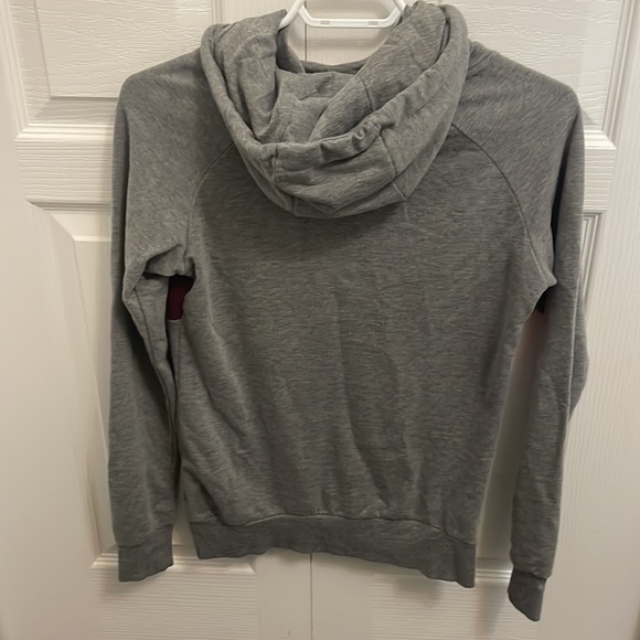 Women’s Active Pullover Hoodie - Picture 3 of 5